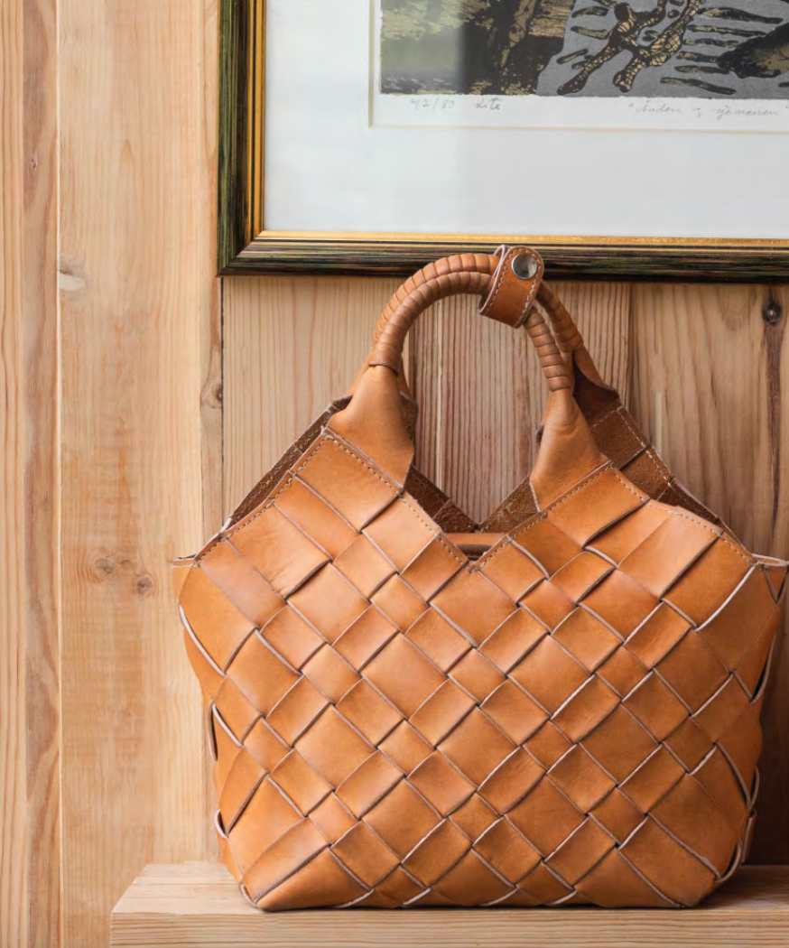 Cala Jade Misu leather bag in naturale leather