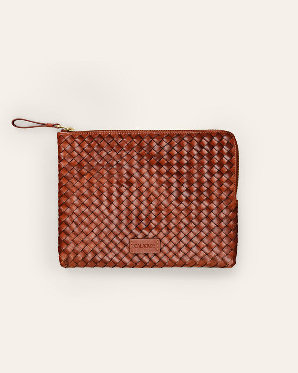 Cala Jade Batu S brown nutmeg leather pouch