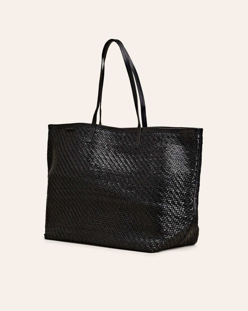 ISAI XL black leather tote 2