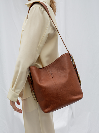 Cala Jade Koala Vintage brown shoulder bag on model 1 