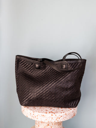 PRE LOVED | ISAI OLD HANDLE Black