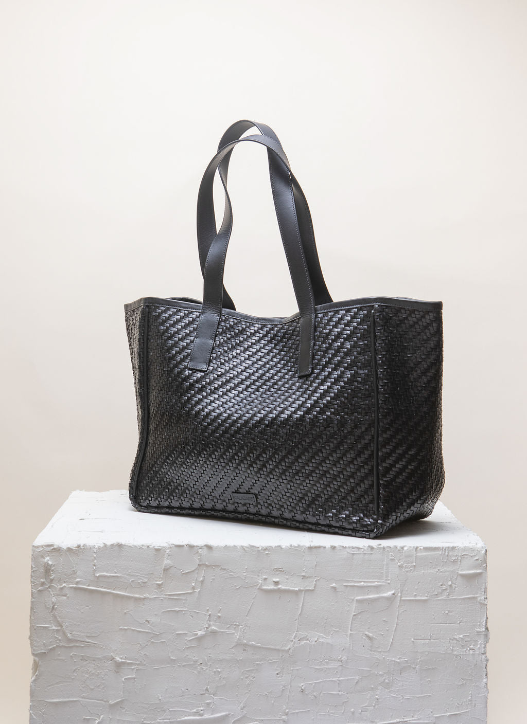 Black woven tote cheap bag