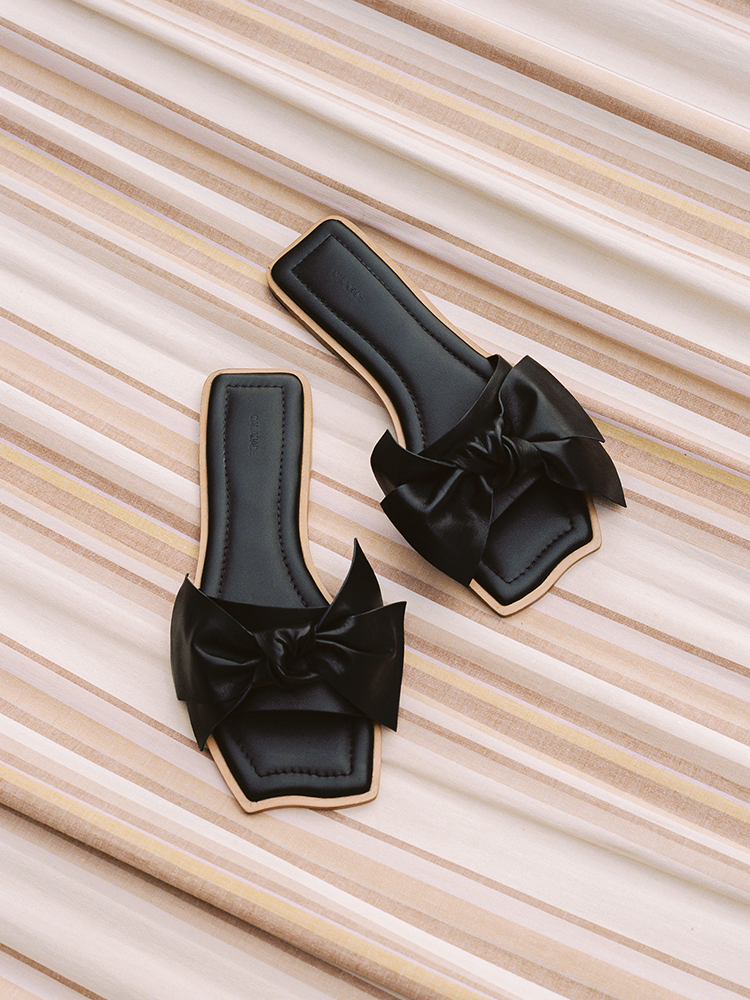 Bow sandals top black